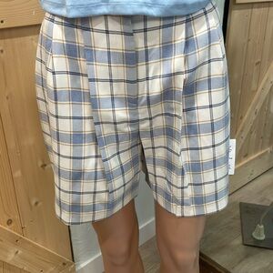 Asos plaid blue pleated  shorts. Size 2 NWT